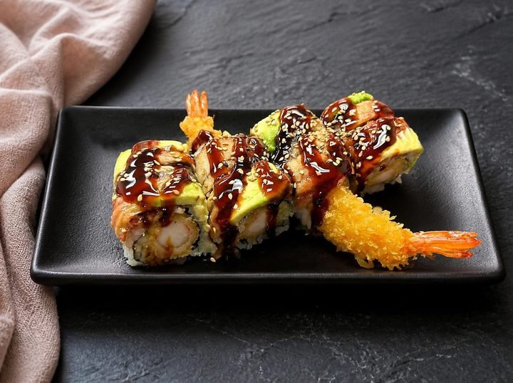 Black dragon roll