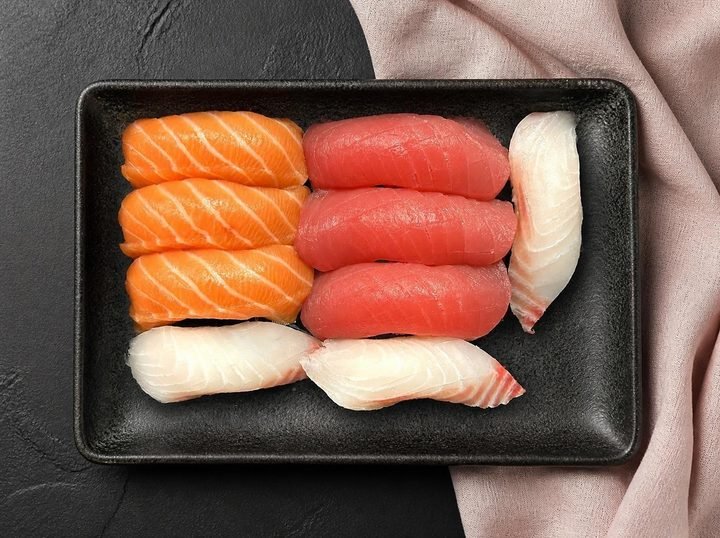 Tri-color sushi
